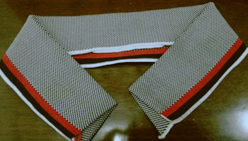 橫機(jī)羅紋領(lǐng)口怎么縫制才美觀？